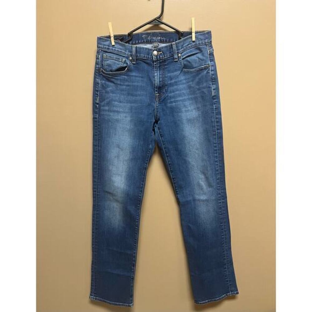 Relentless Straight Leg Medium‎ Blue Wash Mid Rise Stretch